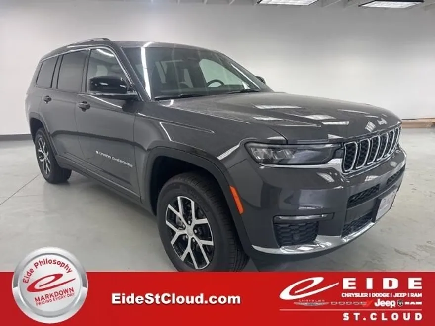 2025 Jeep Grand Cherokee Limited photo 1
