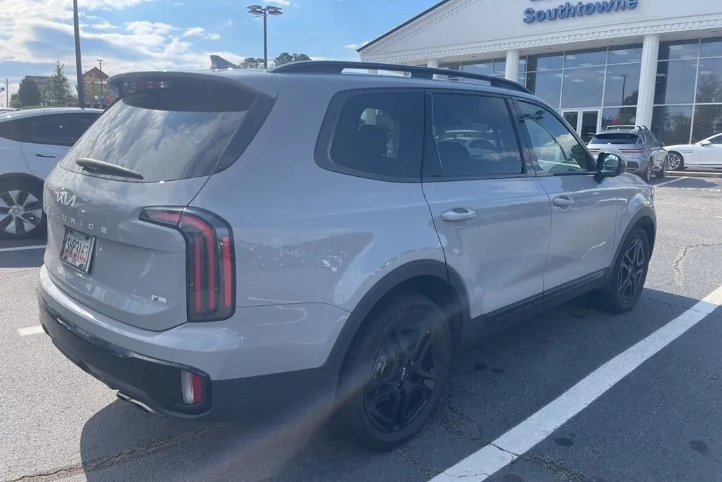 2024 Kia Telluride X-Line photo 1