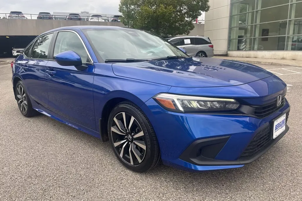 2023 Honda Civic EX photo 1