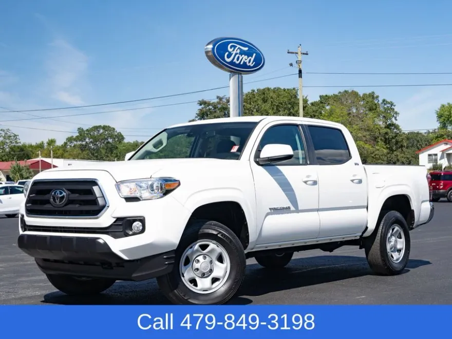 2023 Toyota Tacoma SR5 photo 1