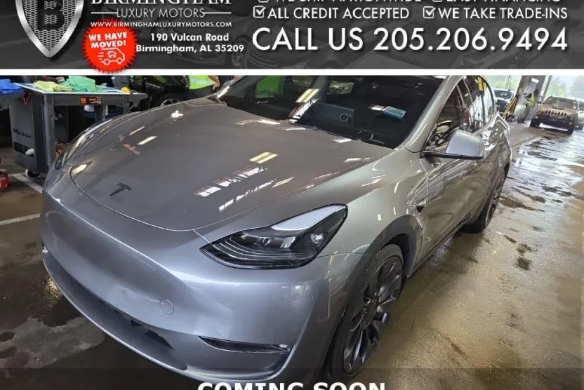 2024 Tesla Model Y Performance photo 1
