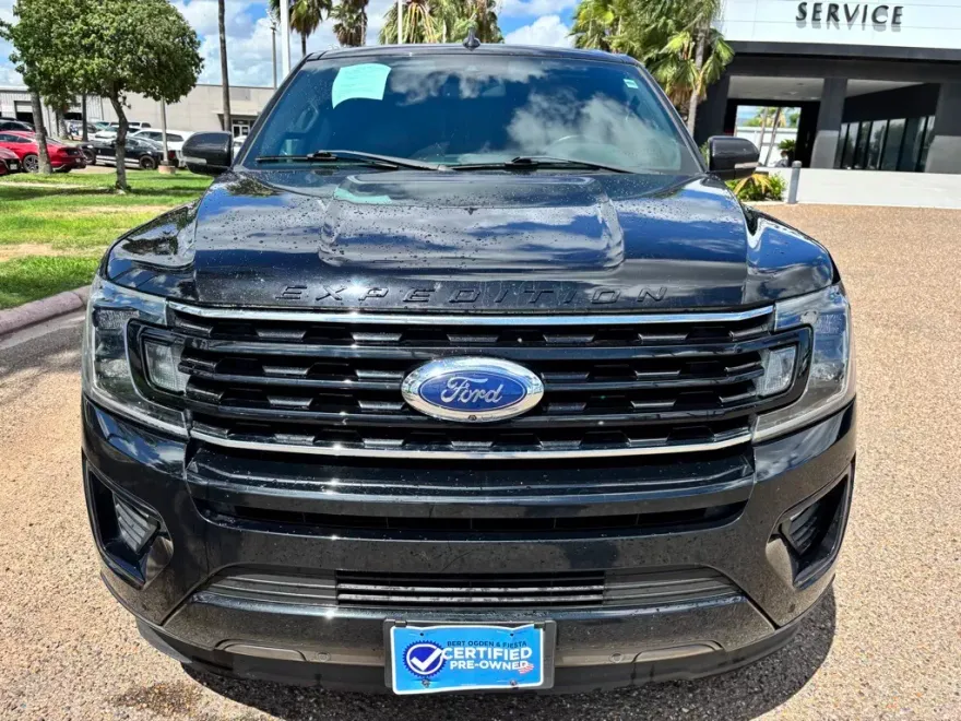 2021 Ford Expedition Limited photo 1