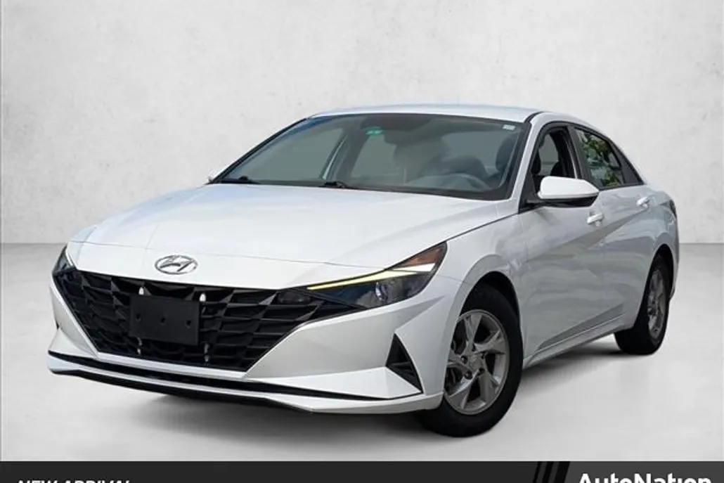 2021 Hyundai Elantra SE photo 1