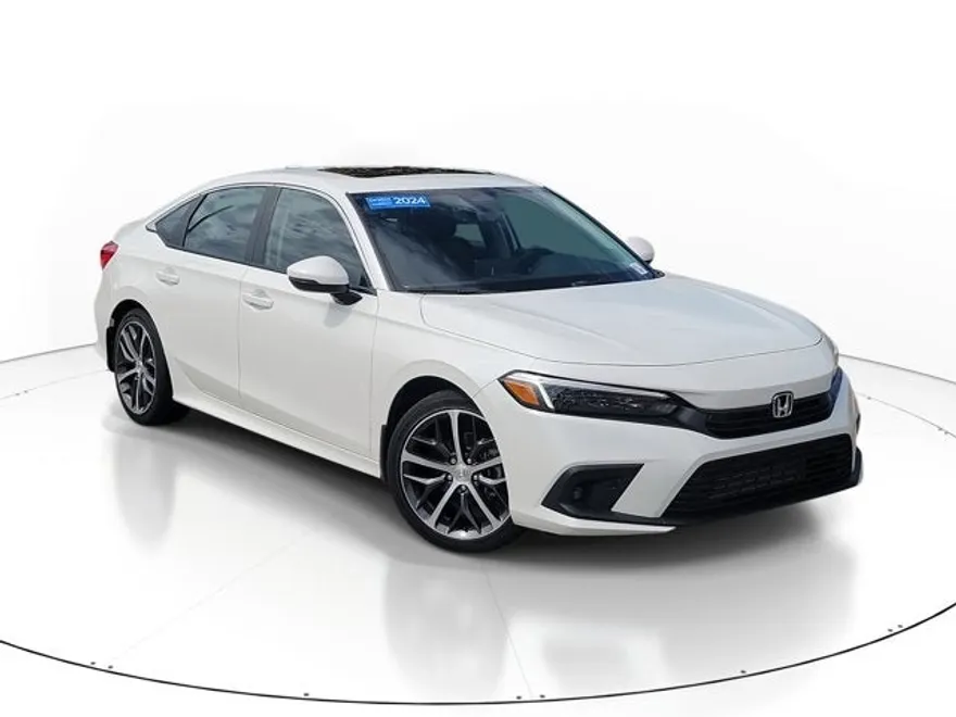 2024 Honda Civic Touring photo 1