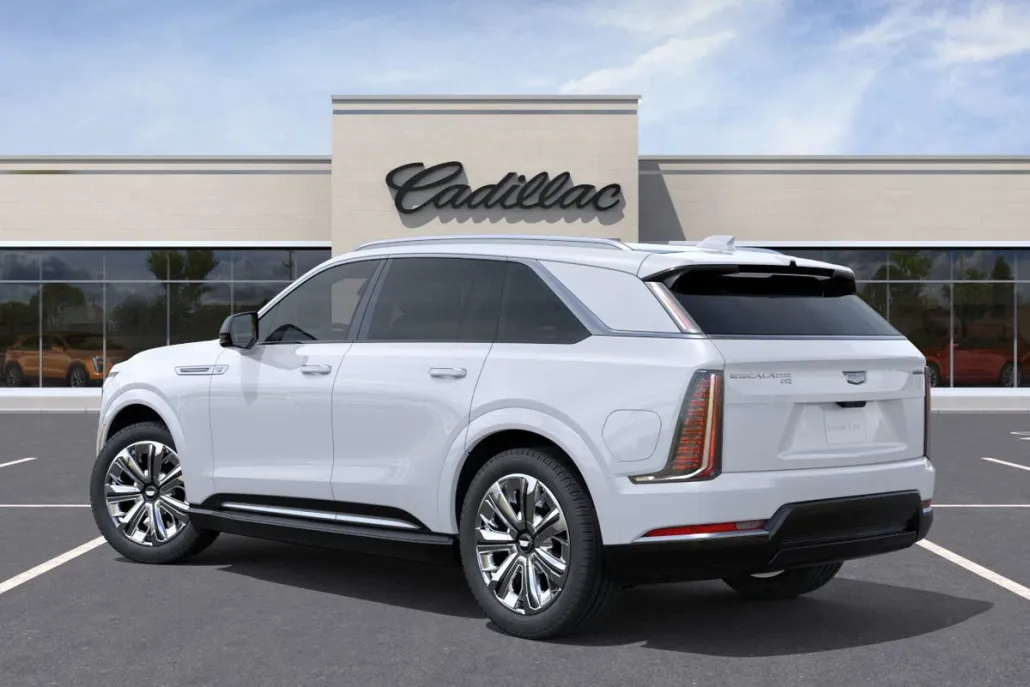 2026 Cadillac Escalade IQ Luxury photo 1