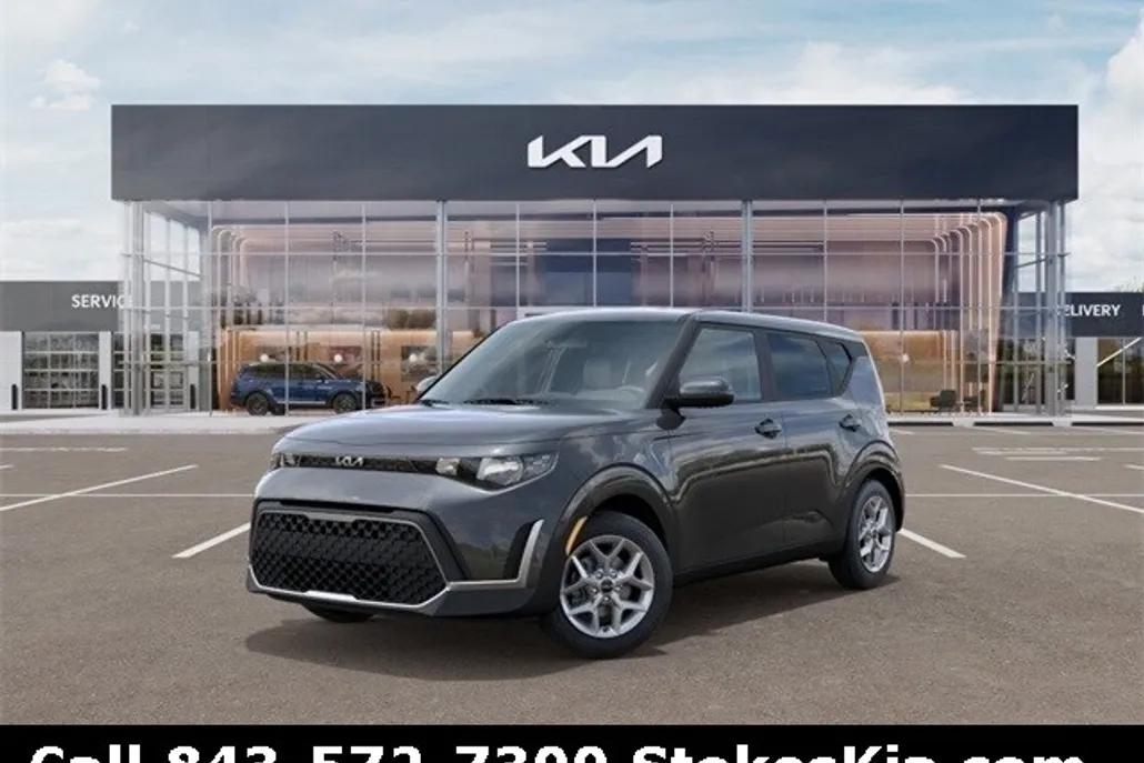 2025 Kia Soul LX photo 1