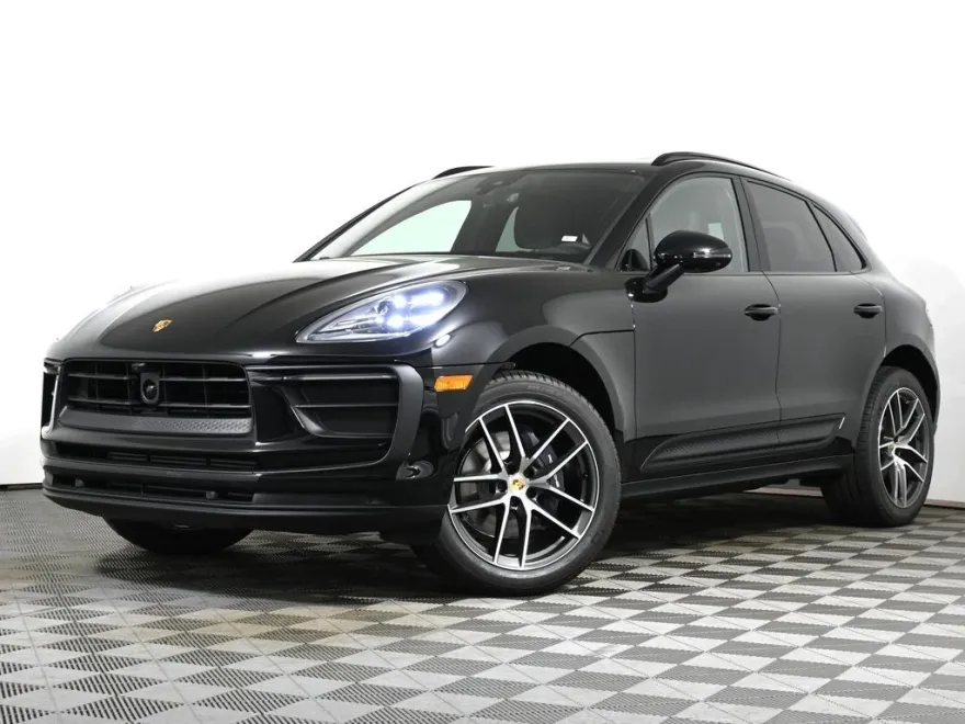 2024 Porsche Macan Base photo 1