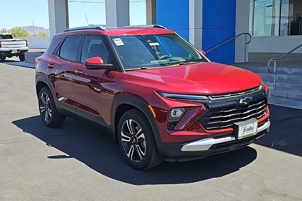 2025 Chevrolet Trailblazer LT photo 1