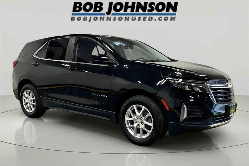 2022 Chevrolet Equinox LT photo 1