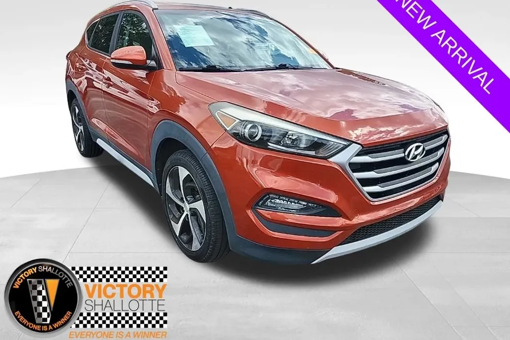2017 Hyundai Tucson Sport photo 1