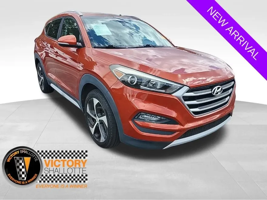 2017 Hyundai Tucson Sport photo 1