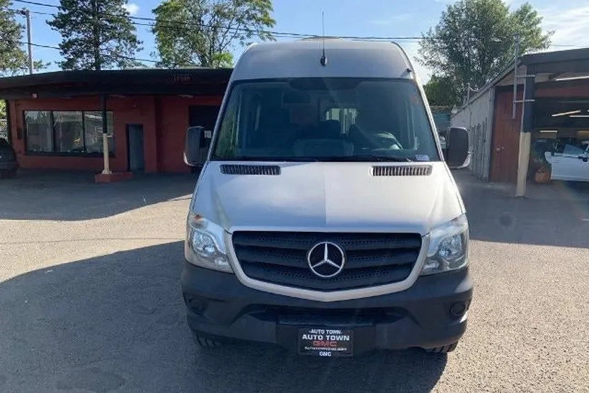 2016 Mercedes Benz Sprinter 2500 photo 1