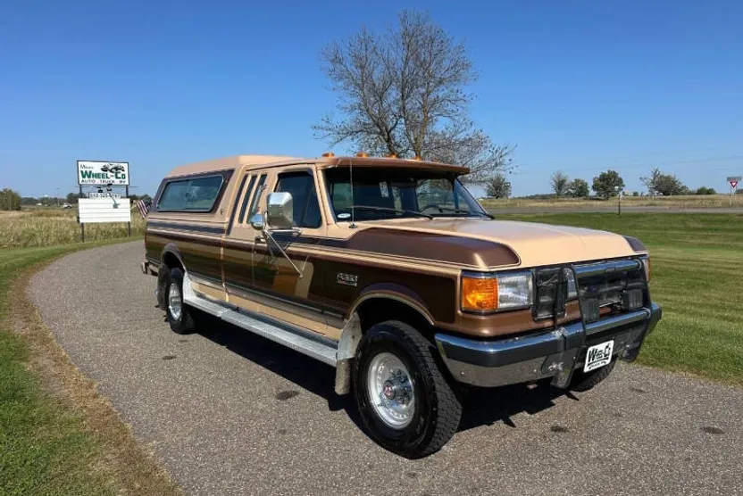 1988 Ford F-250 XLT Lariat photo 1