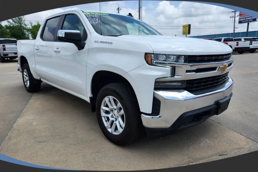 2021 Chevrolet Silverado 1500 LT photo 1