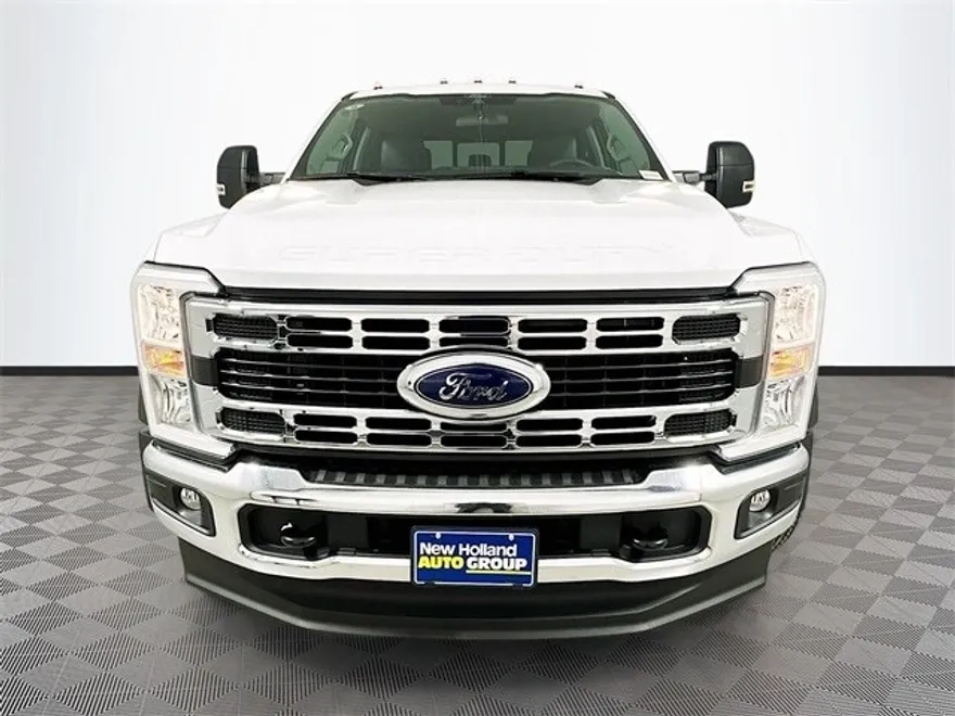 2026 Ford F-550 XL photo 1