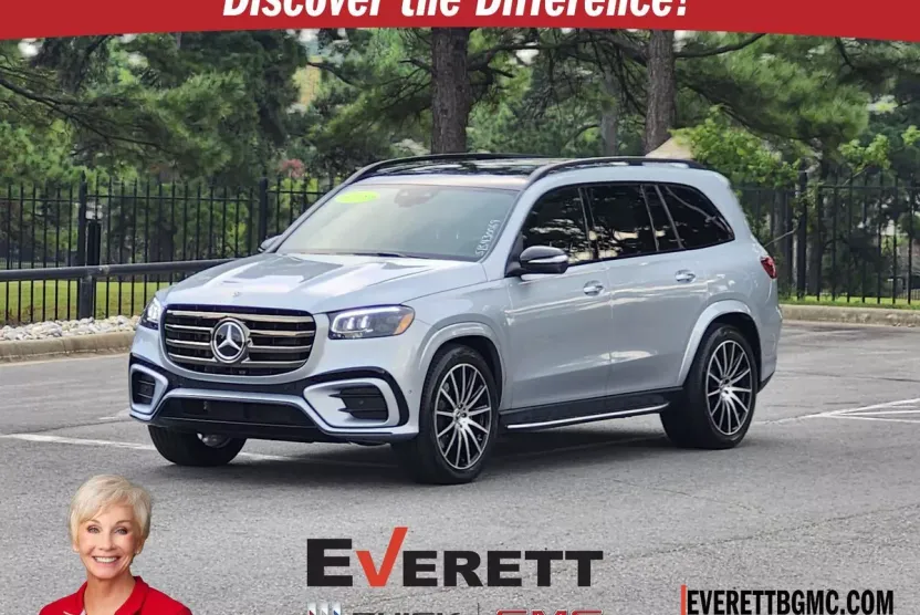 2025 Mercedes Benz GLS 450 4MATIC photo 1