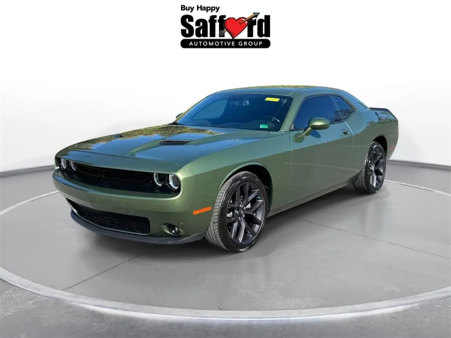2020 Dodge Challenger SXT photo 1