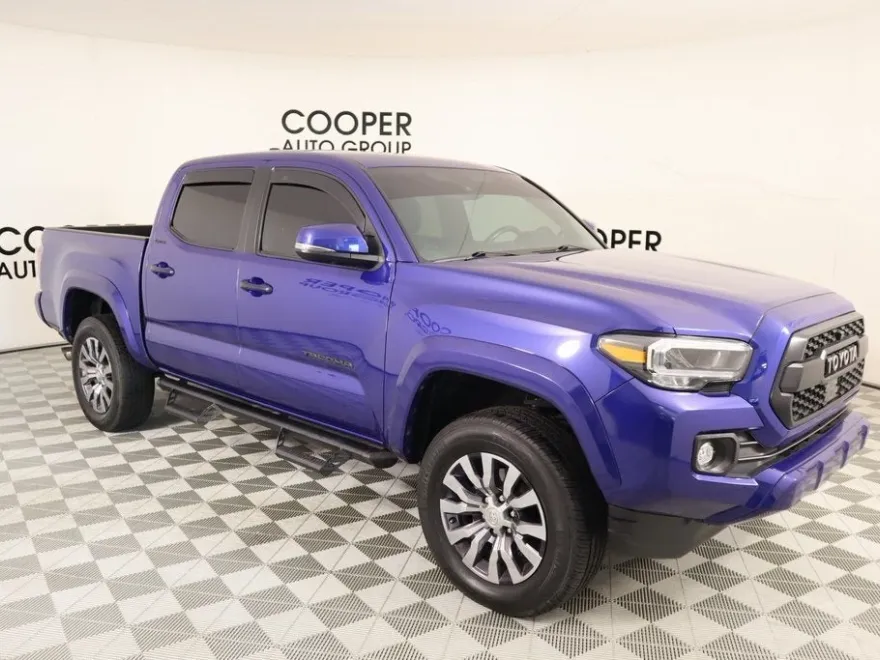 2023 Toyota Tacoma 4x4 Limited V6 photo 1