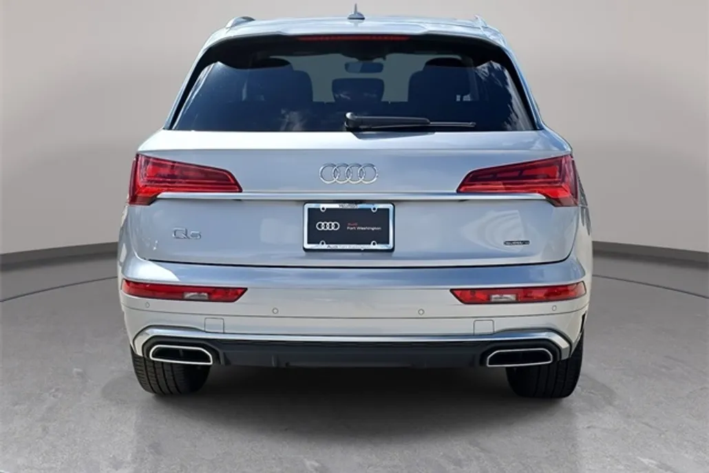 2024 Audi Q5 45 S line Premium Plus photo 1