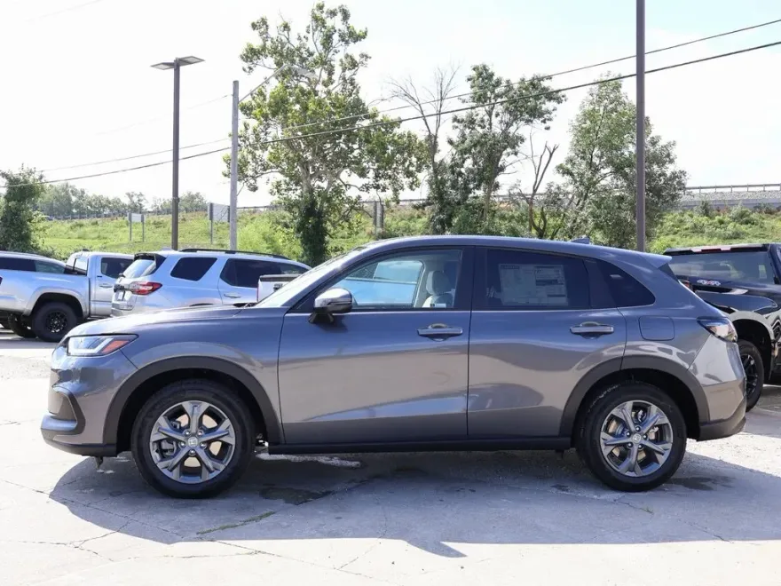 2026 Honda HR-V LX photo 1