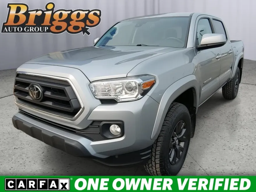 2022 Toyota Tacoma SR5 photo 1