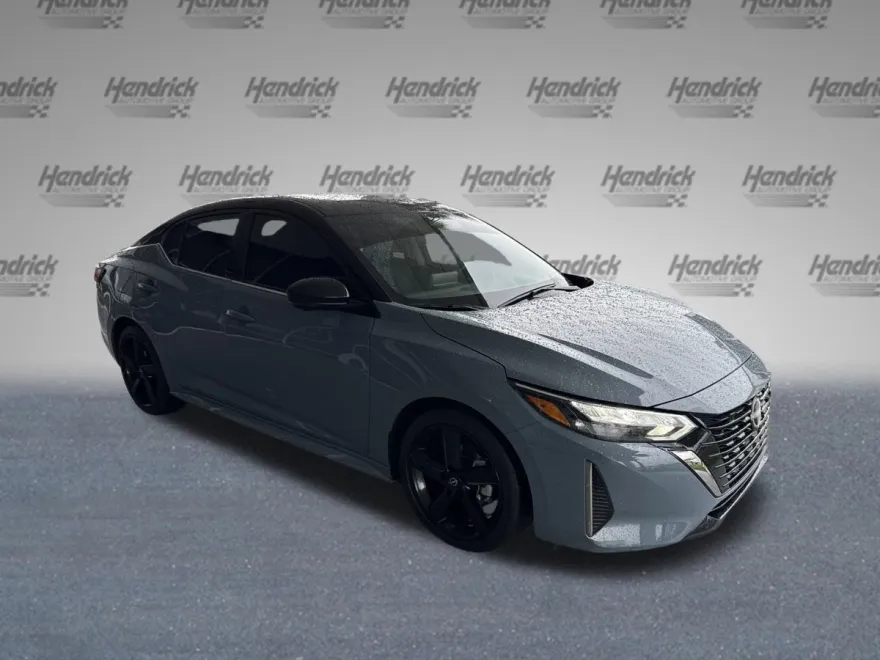2024 Nissan Sentra SR photo 1