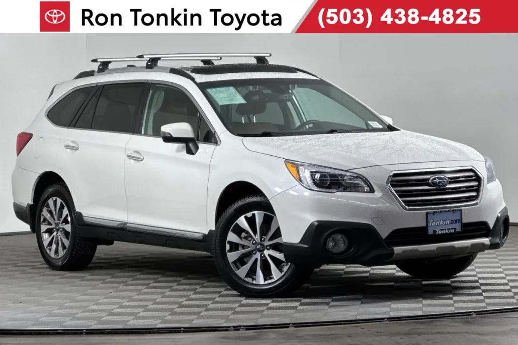 2017 Subaru Outback 3.6R photo 1
