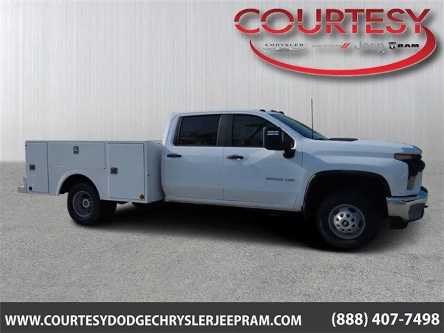2021 Chevrolet Silverado 3500HD Work Truck photo 1
