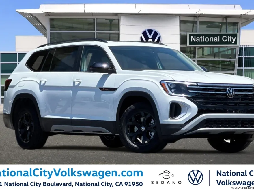 2025 Volkswagen Atlas Peak Edition SE photo 1