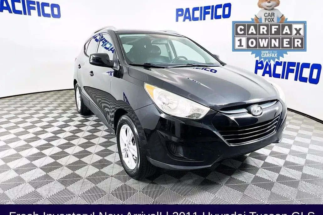 2011 Hyundai Tucson GLS photo 1