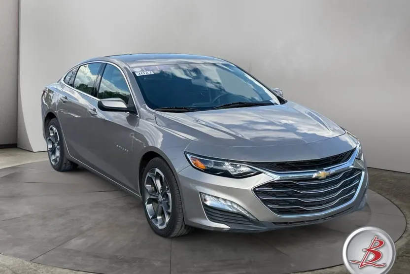 2020 Chevrolet Malibu LS photo 1