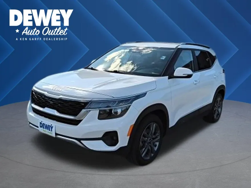2023 Kia Seltos S photo 1