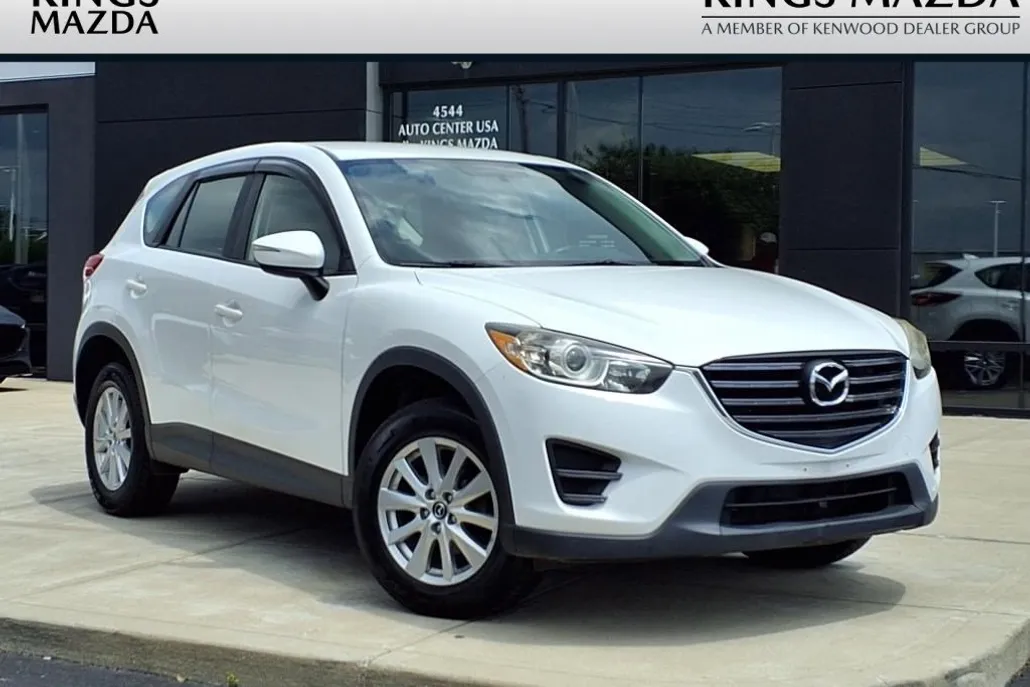 2016 Mazda CX-5 Sport photo 1