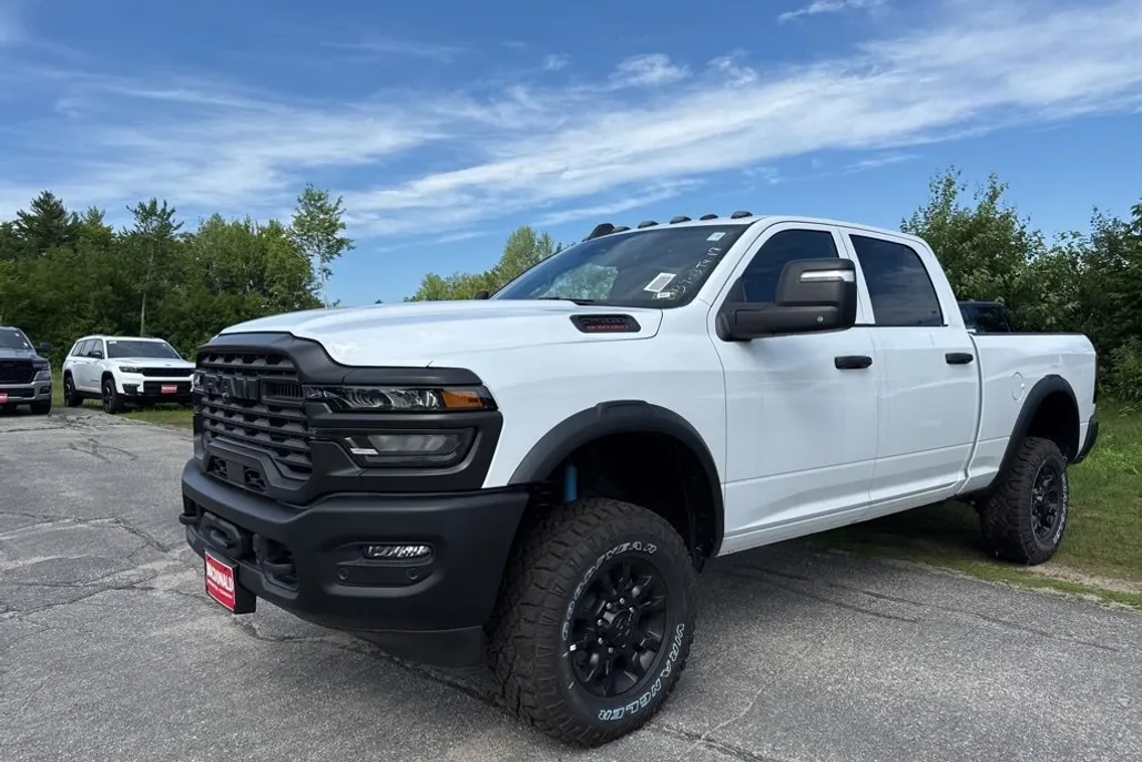 2025 Ram 2500 Tradesman photo 1