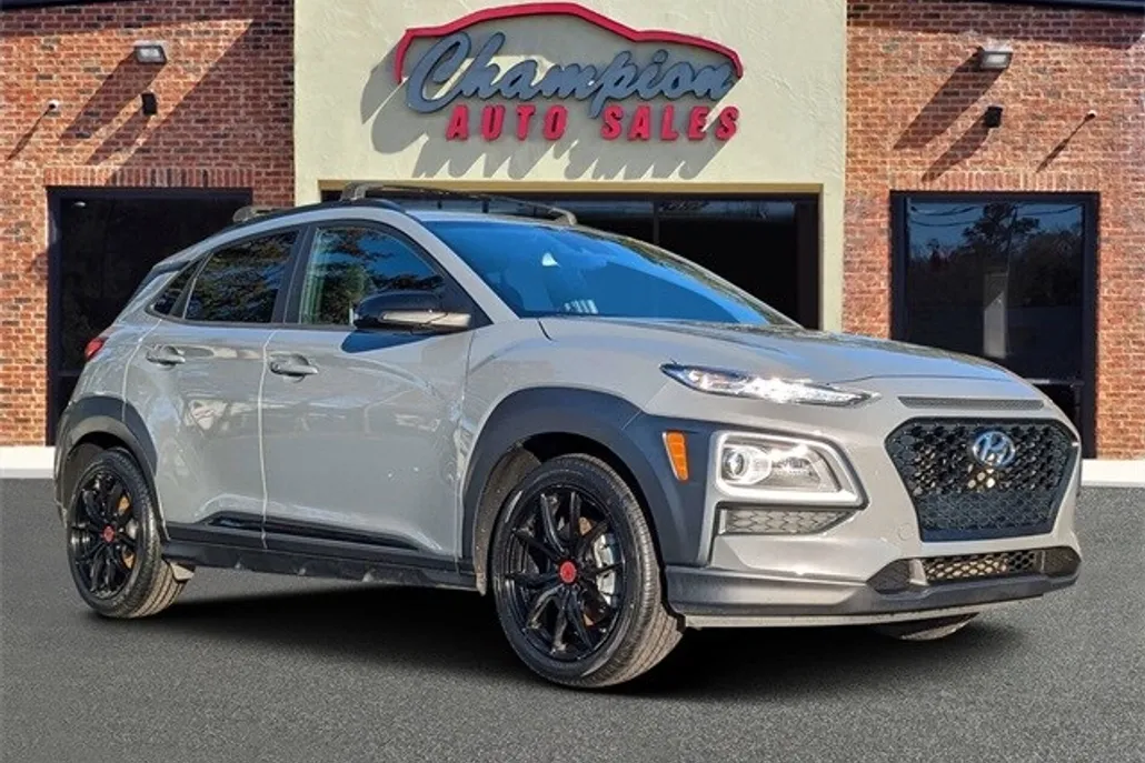 2021 Hyundai Kona SEL Plus photo 1