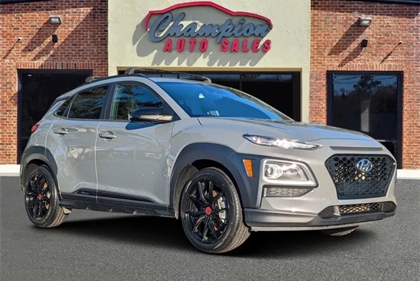 2021 Hyundai Kona SEL Plus photo 1