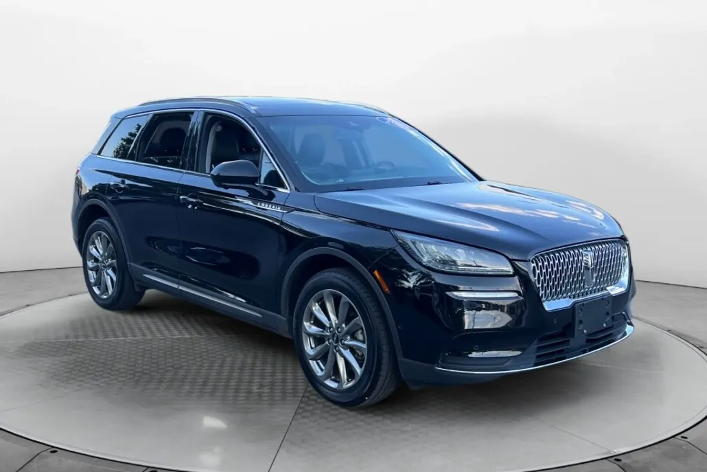 2022 Lincoln Corsair Standard photo 1