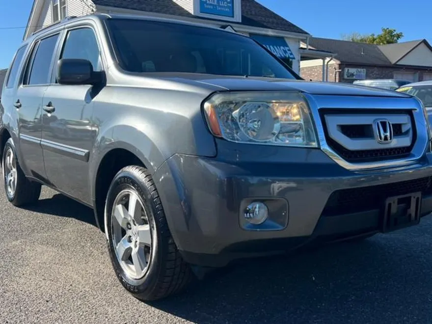 2011 Honda Pilot EX-L photo 1