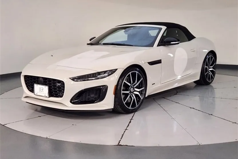 2024 Jaguar F-TYPE R75 photo 1