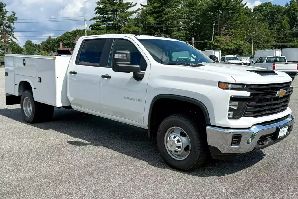2025 Chevrolet Silverado 3500HD Work Truck photo 1