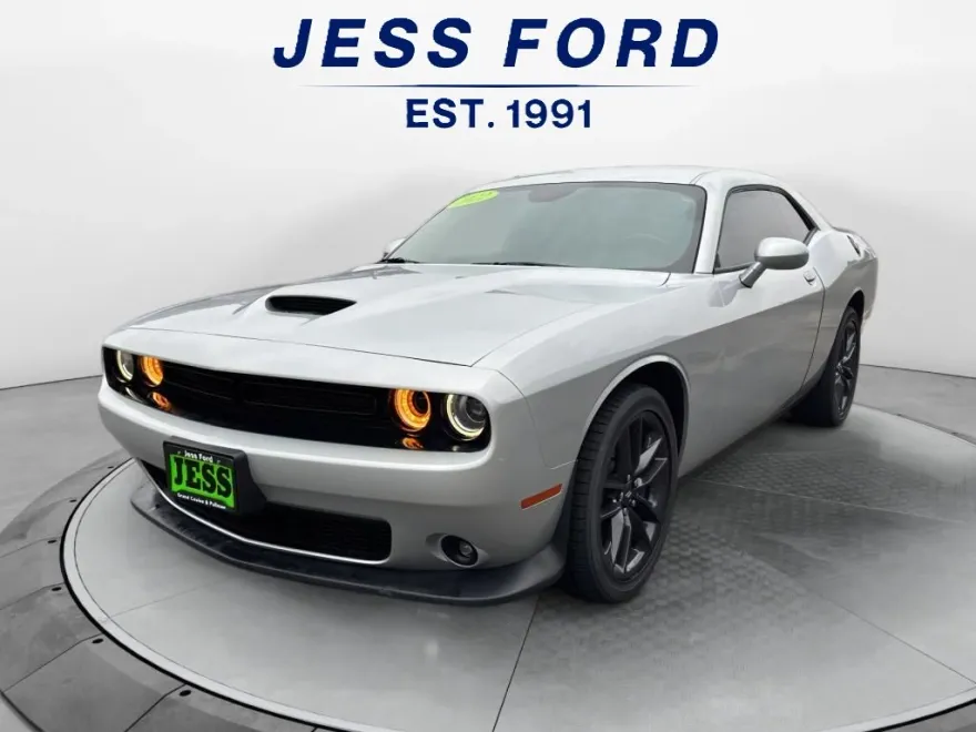 2022 Dodge Challenger GT photo 1