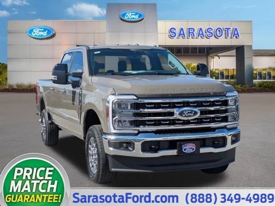 2026 Ford F-250 Lariat photo 1