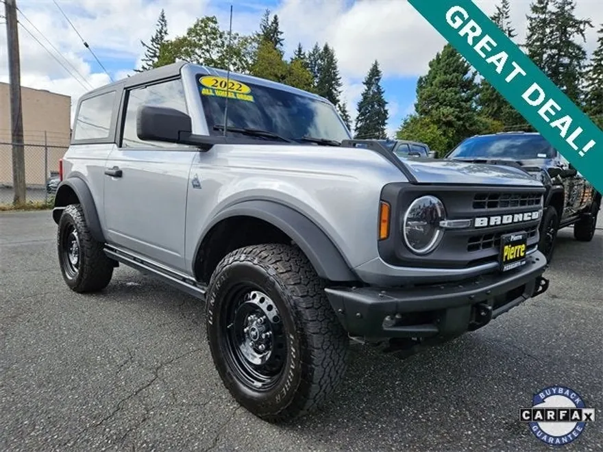 2022 Ford Bronco Base photo 1