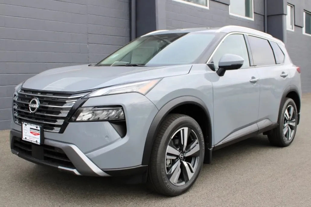 2025 Nissan Rogue SL photo 1