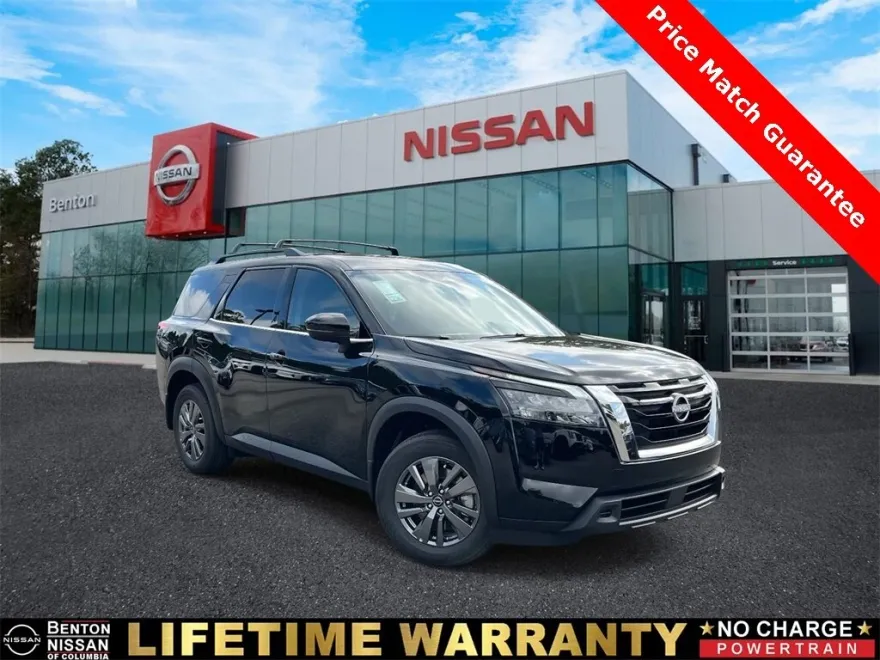 2025 Nissan Pathfinder SV photo 1