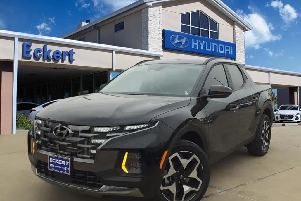 2024 Hyundai Santa Cruz Limited photo 1