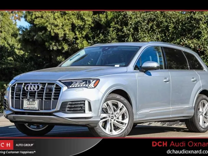 2024 Audi Q7 45 Premium Plus photo 1