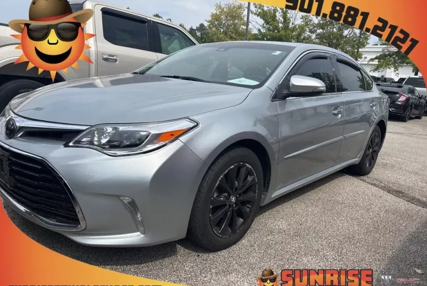 2018 Toyota Avalon XLE photo 1