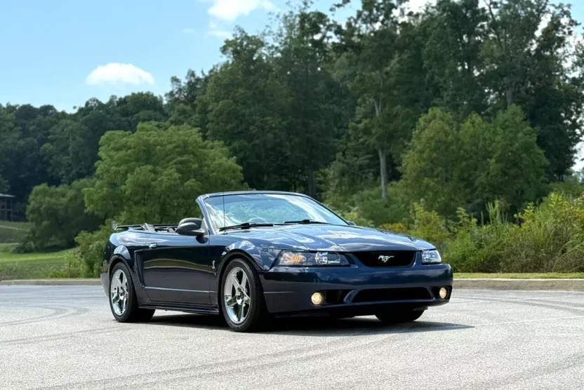 2001 Ford Mustang Cobra Convertible photo 1