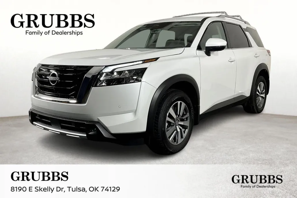 2025 Nissan Pathfinder SL photo 1